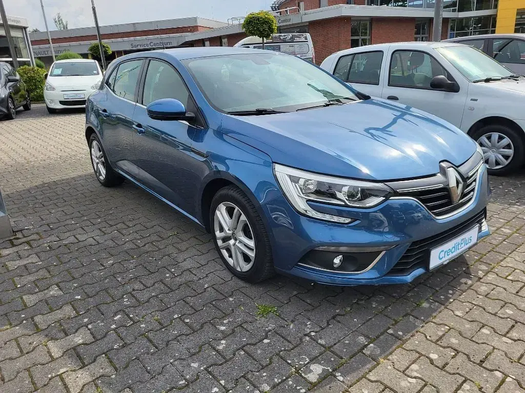 Używany Renault Mégane Experience 101 KM (74 kW) 2016 Niebieski Sedan/Limuzyna