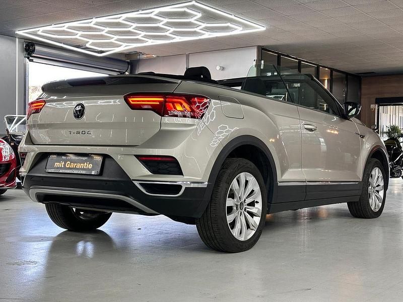 Gebraucht VW T-Roc Cabriolet Active 110 PS (80 kW) 2022 Silber Cabrio