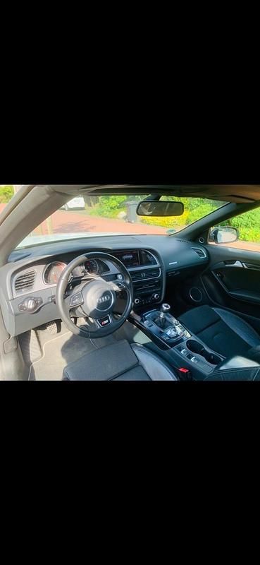 Gebraucht Audi A5 Cabriolet S-Line 177 PS (130 kW) 2013 Weiß Cabrio