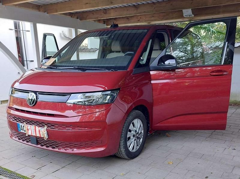 Gebraucht VW Multivan 204 PS (150 kW) 2024 Rot Van