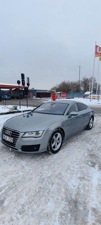 Grau Gebraucht 2013 Audi A7 Sportback Sport Kleinwagen | 13.000 € (Superpreis) - Bild 1/4