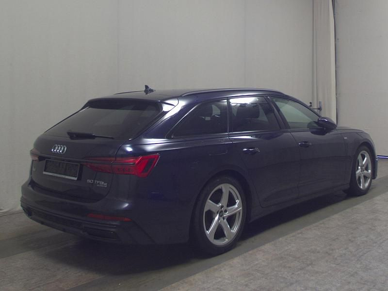 Gebraucht Audi A6 S-Line 299 PS (219 kW) 2022 Blau Kombi