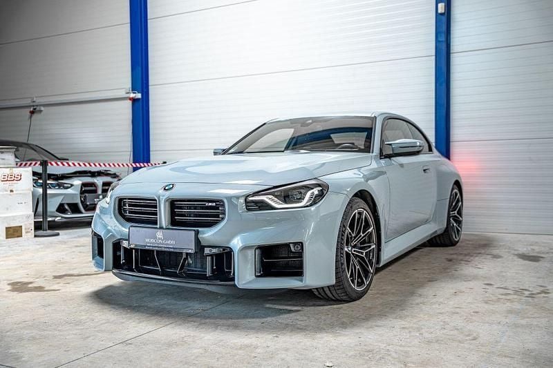 Grau Gebraucht 2023 BMW M2 Performance Coupé | 59.000 € (Superpreis) - Bild 1/4