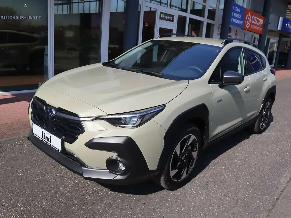 Neu Subaru Crosstrek Active 136 PS (100 kW) 2026 Braun SUV