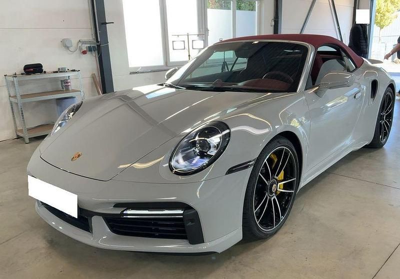 Grau Gebraucht 2023 Porsche 911 Turbo S Cabriolet Cabrio | 248.990 € (Superpreis) - Bild 1/4