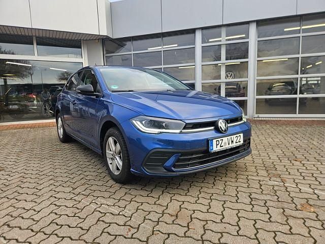 Gebraucht VW Polo Move 95 PS (69 kW) 2024 Blau Kleinwagen