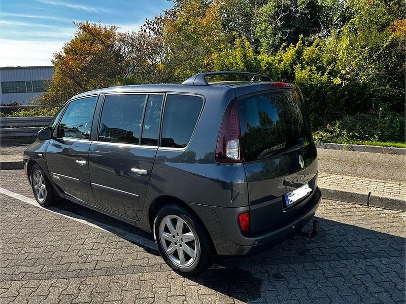 Usado Renault Espace Initiale 173 HP (127 kW) 2013 Azul Monovolume