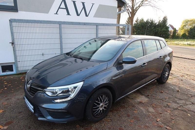 Grau Gebraucht 2017 Renault Mégane GrandTour Life Kombi | 5.850 € (Superpreis) - Bild 1/4