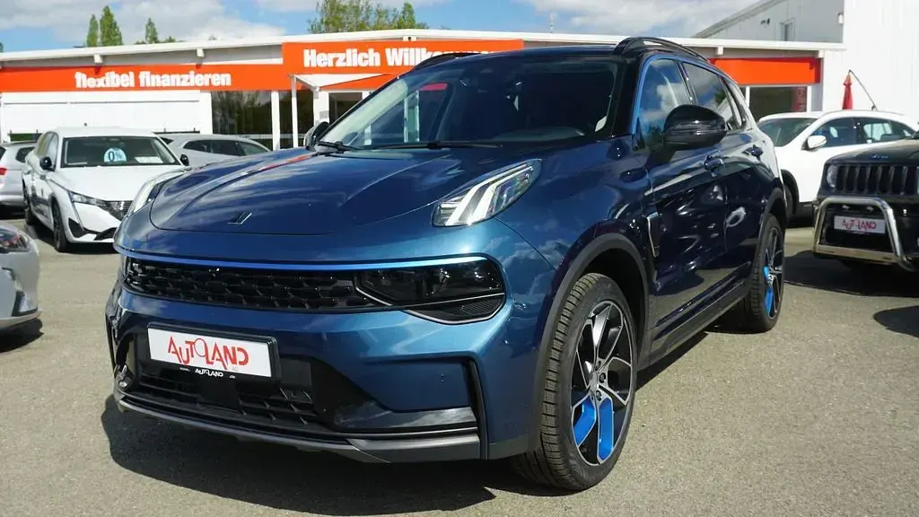 Second-hand Lynk & Co 01 261 CP (191 kW) 2022 Albastru SUV