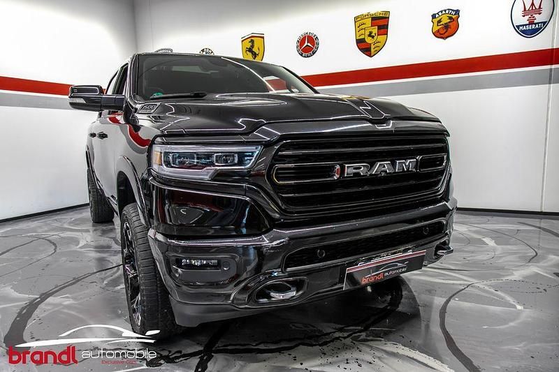 Gebraucht Dodge Ram Limited 401 PS (294 kW) 2019 Schwarz Pickup