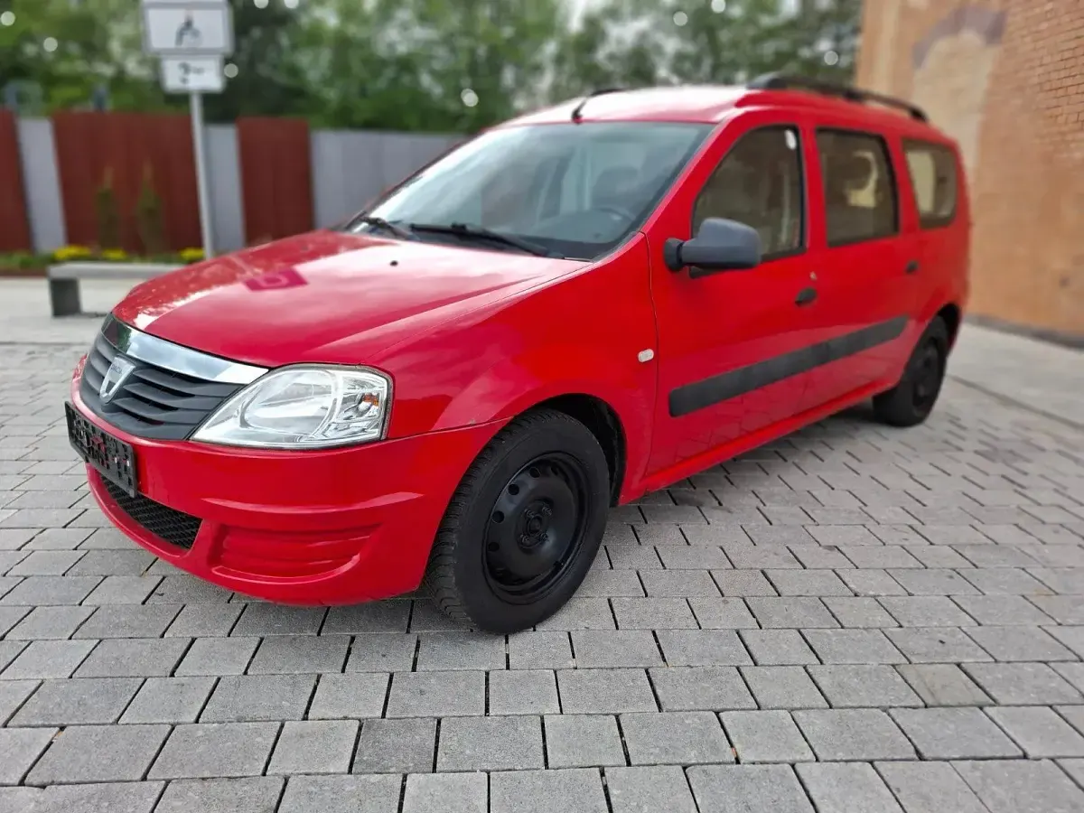 Gebraucht Dacia Logan 86 PS (63 kW) 2011 Rot Kombi