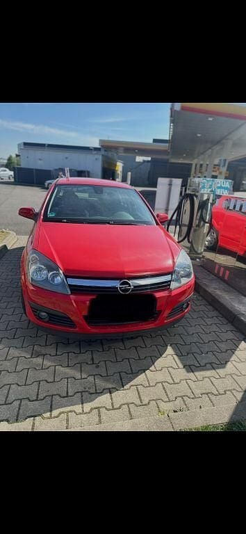 Gebraucht Opel Astra Edition 140 PS (102 kW) 2006 Rot Limousine