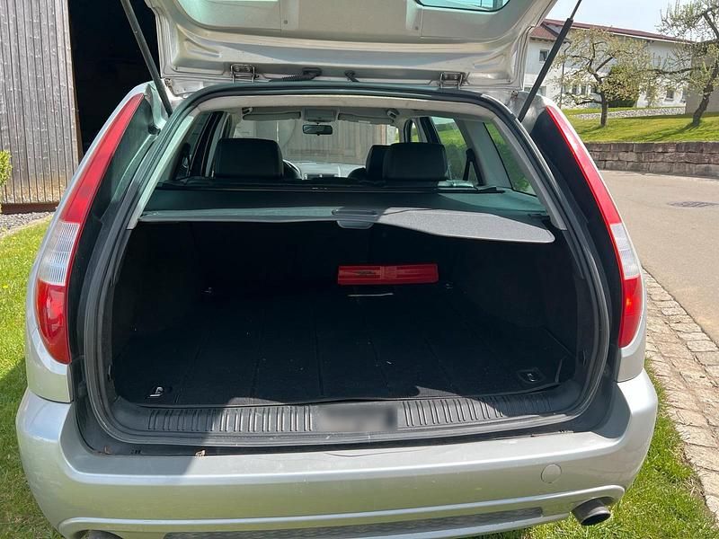 Gebraucht Ford Mondeo ST 226 PS (166 kW) 2003 Silber Kombi
