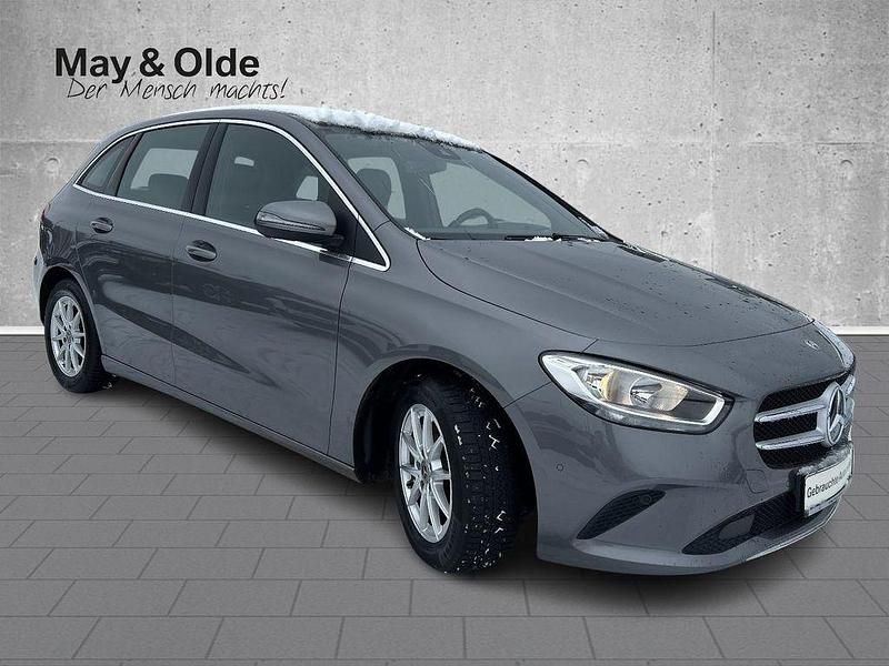 Gebraucht Mercedes B180 Progressive 136 PS (100 kW) 2019 Grau Van / Kleinbus