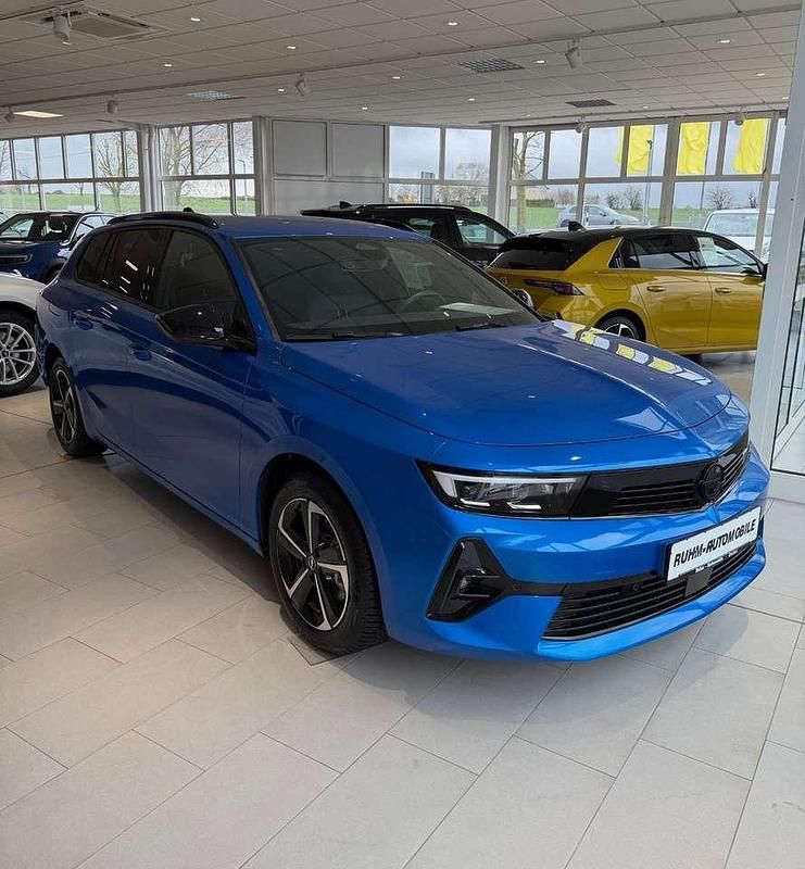 Gebraucht Opel Astra 131 PS (96 kW) 2024 Blau Kombi