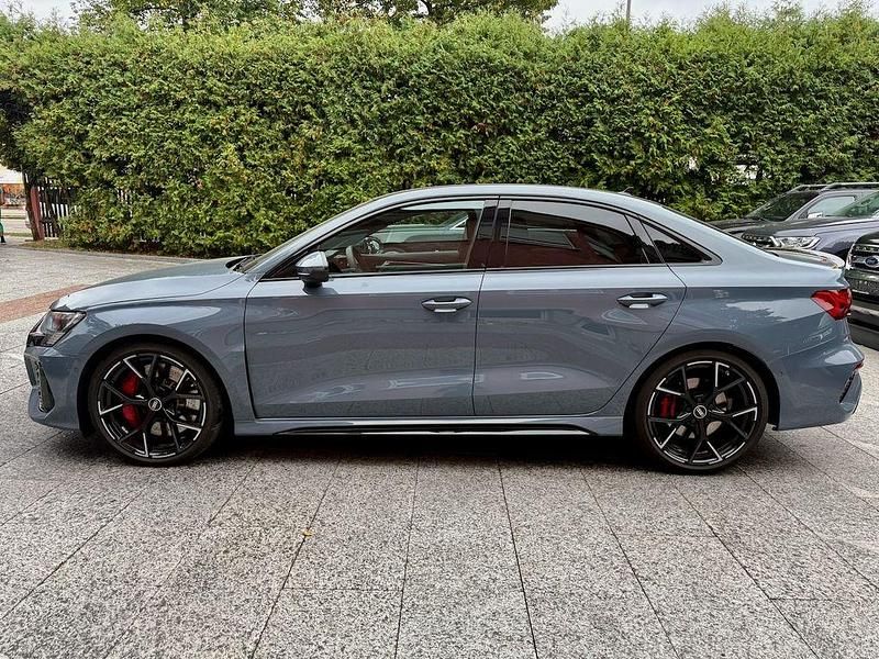 Gebraucht Audi RS3 Sport 400 PS (294 kW) 2022 Blau Limousine