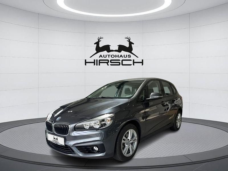 Grau Gebraucht 2017 BMW 218 Active Tourer Sport Line Van / Kleinbus | 14.990 € (Guter Preis) - Bild 1/4