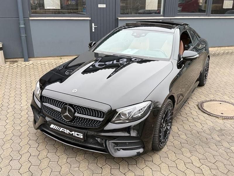 Gebraucht Mercedes E400 AMG 333 PS (244 kW) 2018 Schwarz Coupé