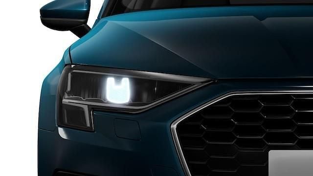 Gebraucht Audi A3 Advanced Plus 116 PS (85 kW) 2023 Atollblau metallic Limousine