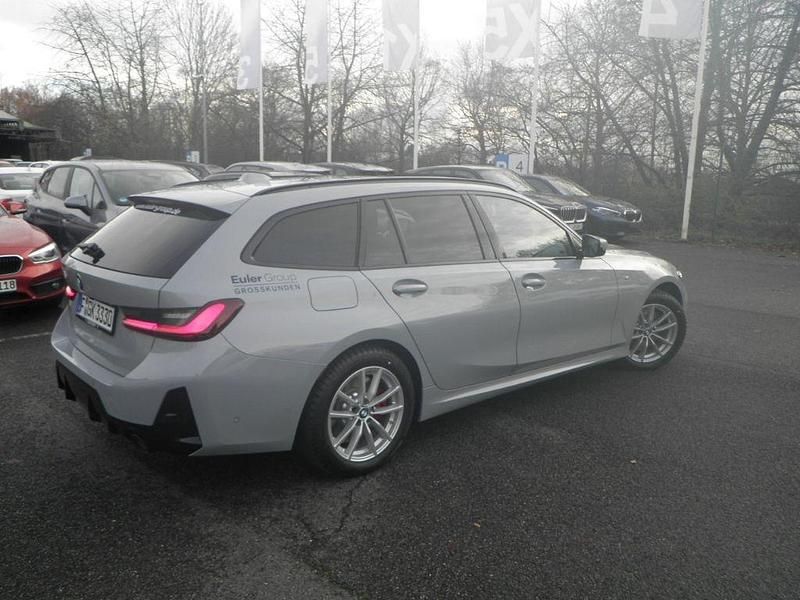 Second-hand BMW 320 Performance 190 CP (139 kW) 2025 Gri Break