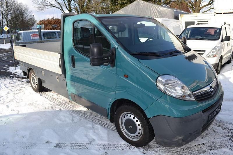 Gebraucht Opel Vivaro 114 PS (83 kW) 2008 Grün Van / Kleinbus