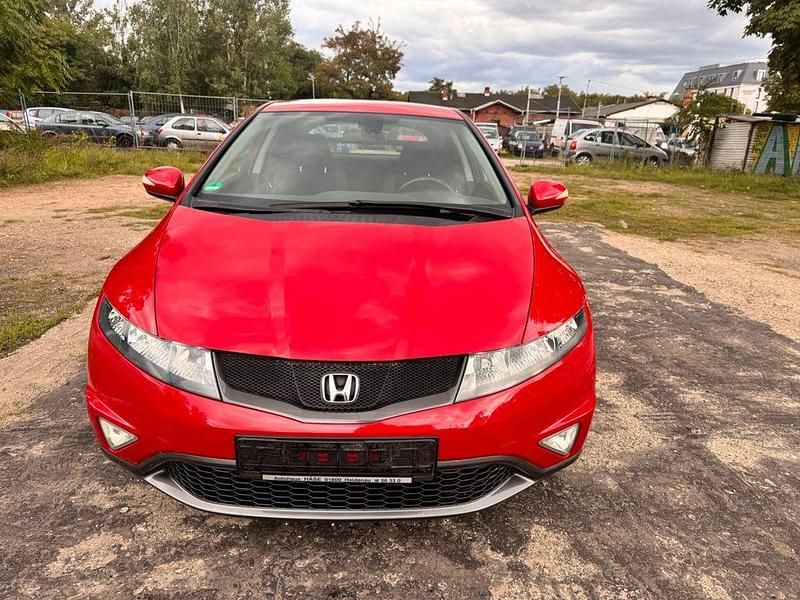 Rot Gebraucht 2011 Honda Civic Sport Limousine | 4.999 € (Guter Preis) - Bild 1/4