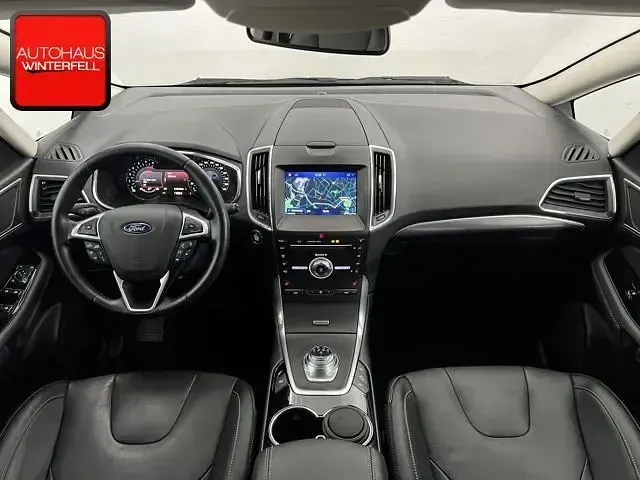 Gebraucht Ford S-MAX Titanium 285 PS (209 kW) 2020 Silber Van / Kleinbus