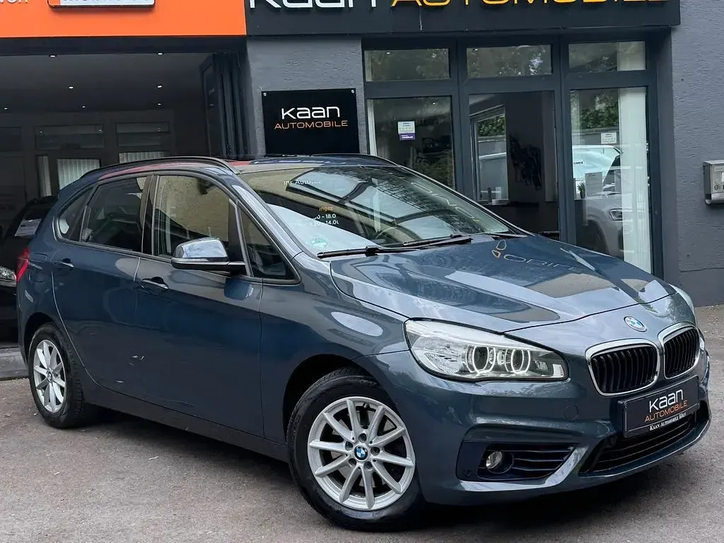 Gebraucht BMW 220 Active Tourer Sport Line 192 PS (141 kW) 2015 Grau Van / Kleinbus