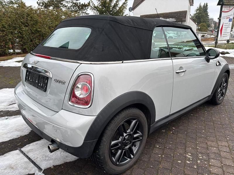 Gebraucht Mini Cooper Cabriolet 122 PS (89 kW) 2011 Silber Cabrio