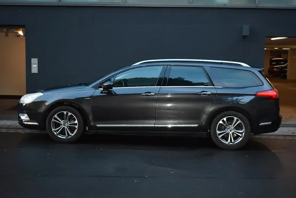 Gebraucht Citroën C5 163 PS (119 kW) 2013 Grau Limousine