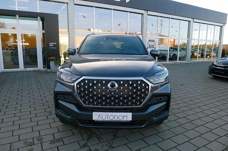 Neu KGM Rexton 203 PS (149 kW) 2025 Grau SUV