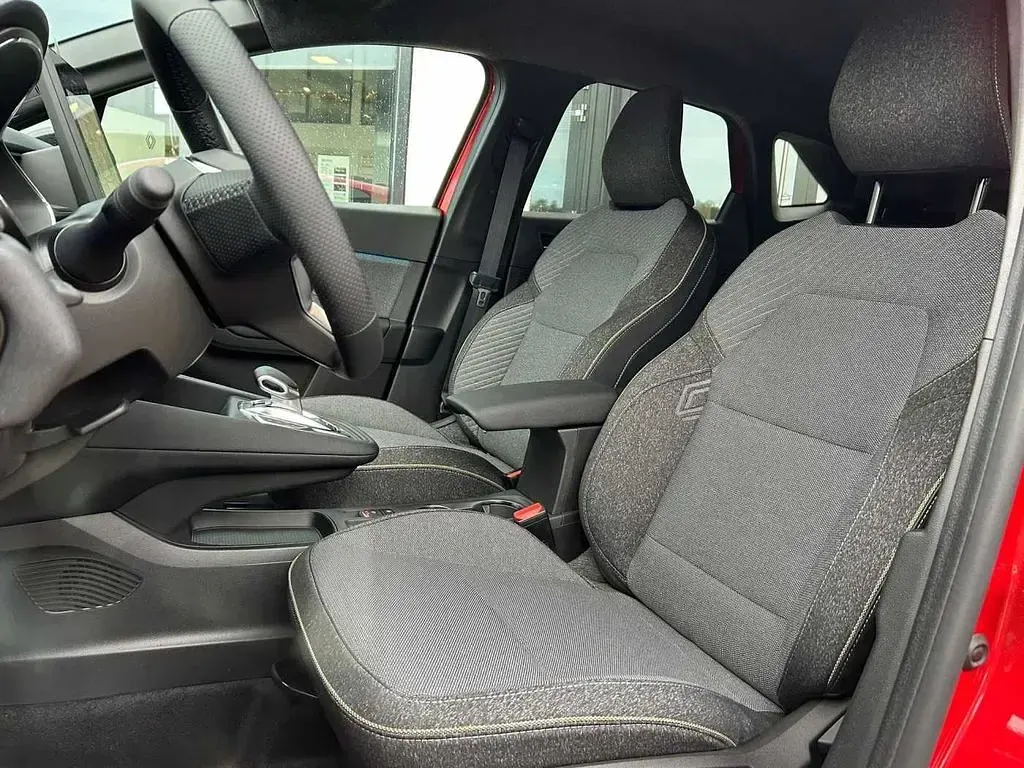 Gebraucht Renault Symbioz Techno 143 PS (105 kW) 2025 Dezirrot SUV