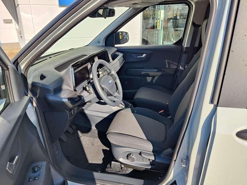 Neu Ford Tourneo Courier Trend 125 PS (91 kW) 2025 Cactusgrey Van / Kleinbus