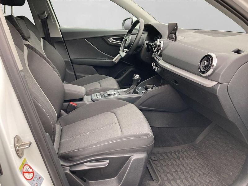 Gebraucht Audi Q2 S-Line 150 PS (110 kW) 2022 Weiß SUV