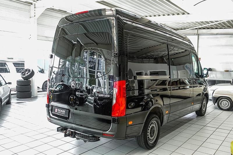 Gebraucht Mercedes Sprinter 163 PS (119 kW) 2020 Schwarz Van