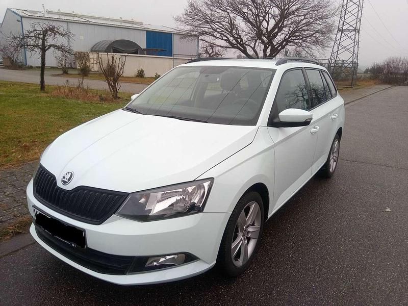 Gebraucht Skoda Fabia 75 PS (55 kW) 2018 Weiß Kombi