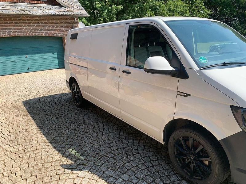 Gebraucht VW Transporter 204 PS (150 kW) 2017 Weiß Van