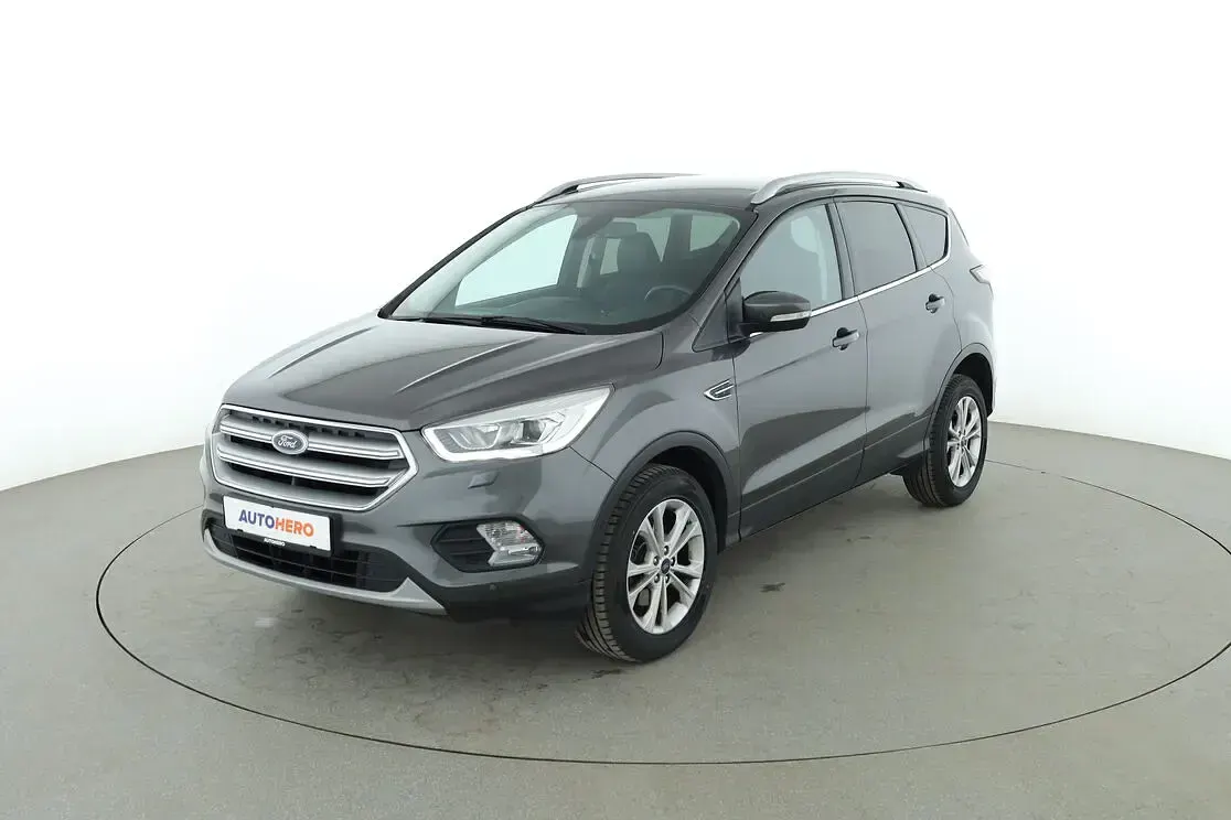 Usado Ford Kuga Titanium 150 HP (110 kW) 2018 SUV
