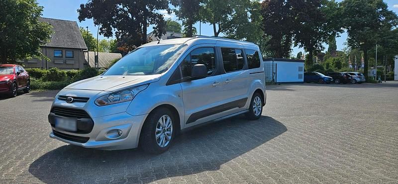 Gebraucht Ford Tourneo 150 PS (110 kW) 2015 Grau Kombi