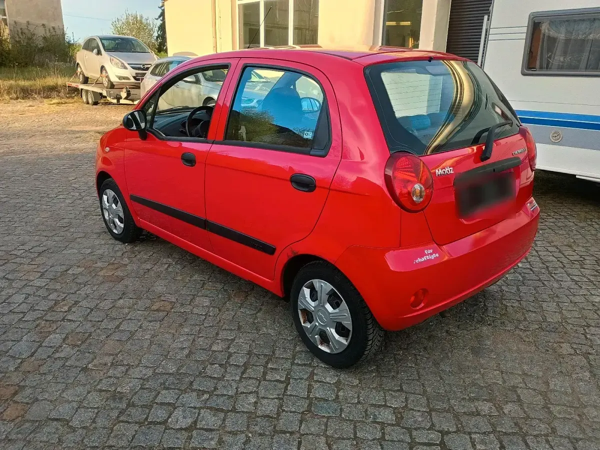 Gebraucht Chevrolet Matiz 52 PS (38 kW) 2010 Rot Kleinwagen
