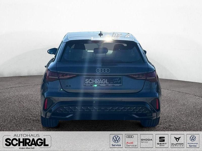 Gebraucht Audi A3 S-Line 150 PS (110 kW) 2025 Daytonagrau perleffekt Limousine