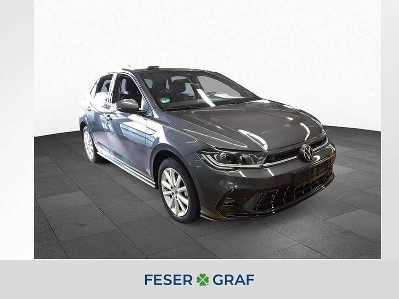 Rauchgrau metallic Gebraucht 2025 VW Polo R-line Limousine | 23.990 € (Fairer Preis) - Bild 1/4