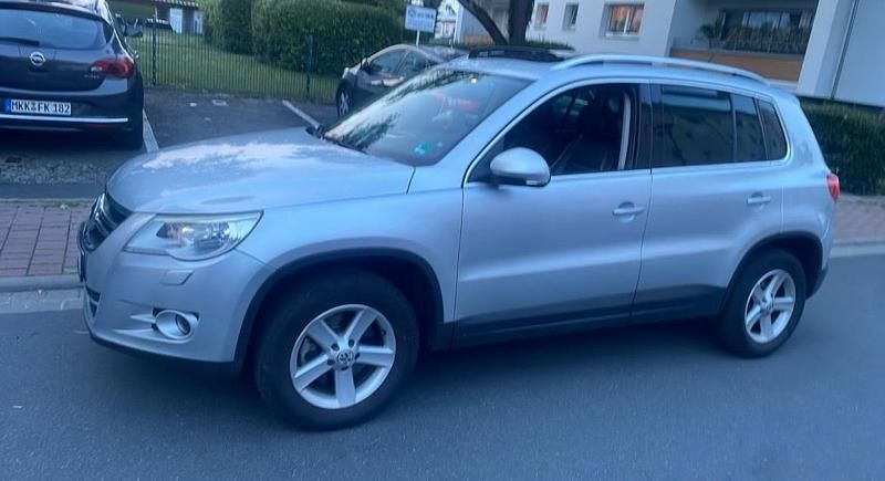 Silber Gebraucht 2007 VW Tiguan Sportline SUV | 7.000 € (Fairer Preis) - Bild 1/4