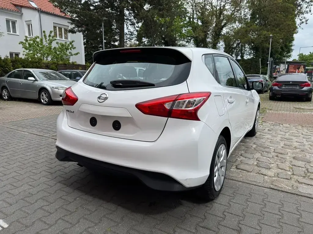 Gebraucht Nissan Pulsar Visia 116 PS (85 kW) 2016 Weiß Kleinwagen