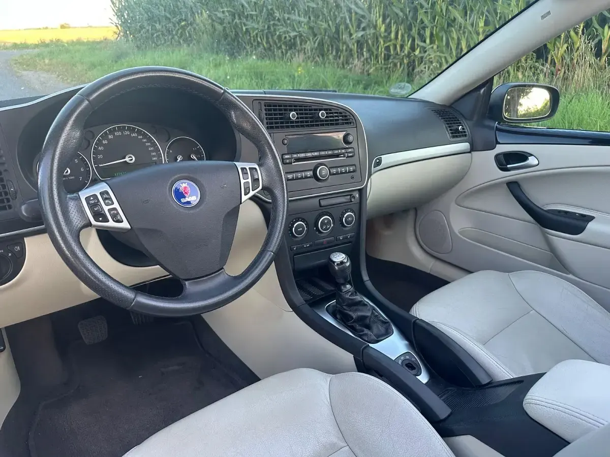 Gebraucht Saab 9-3 Cabriolet Vector 196 PS (144 kW) 2008 Schwarz Cabrio