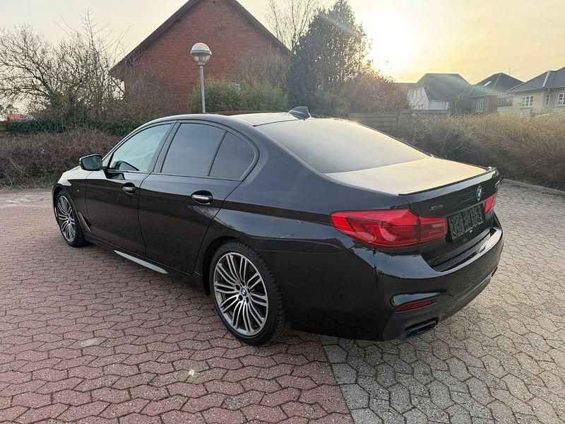 Gebraucht BMW M550 Performance 462 PS (339 kW) 2018 Schwarz Limousine