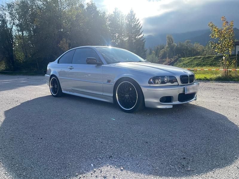 Gebraucht BMW 320 M Sport 170 PS (125 kW) 2002 Silber Coupé