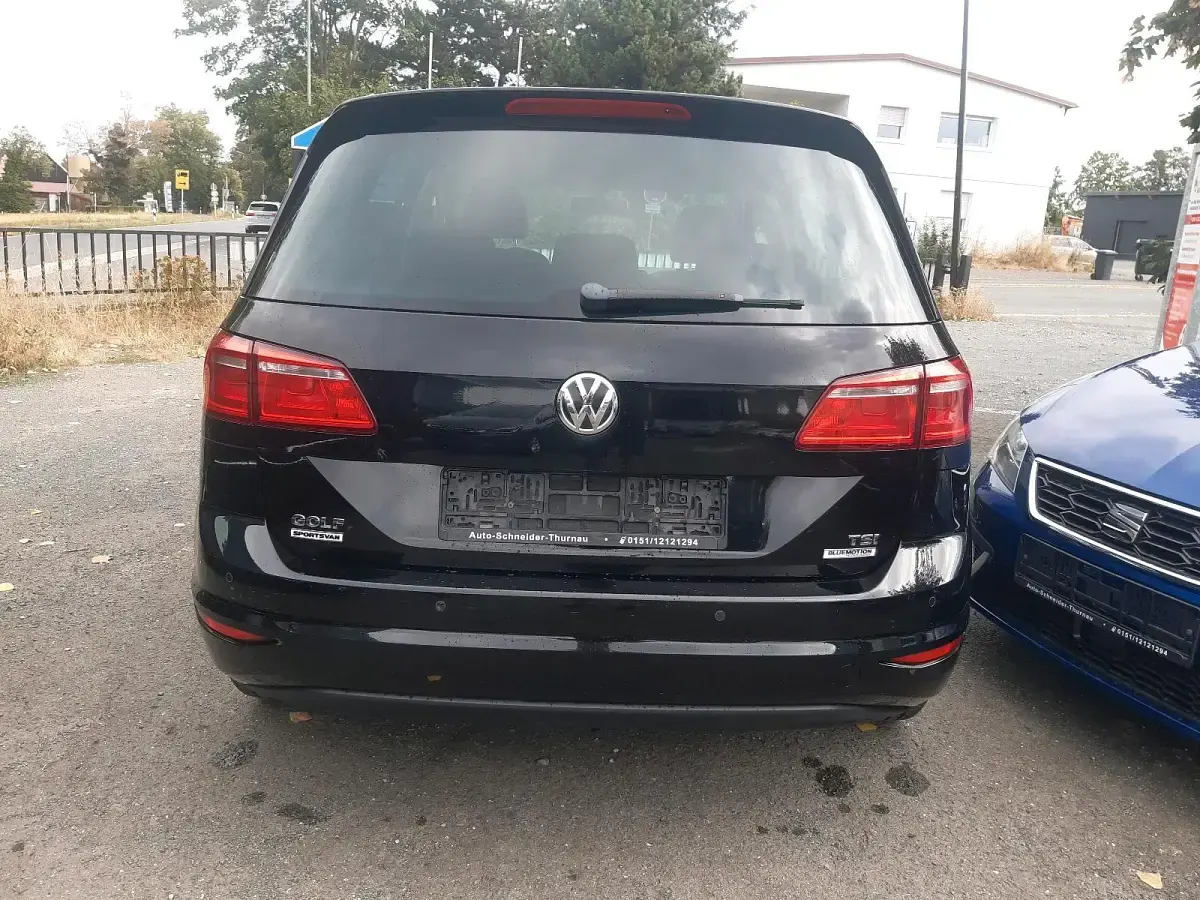 Gebraucht VW Golf VII LOUNGE 86 PS (63 kW) 2015 Schwarz Limousine