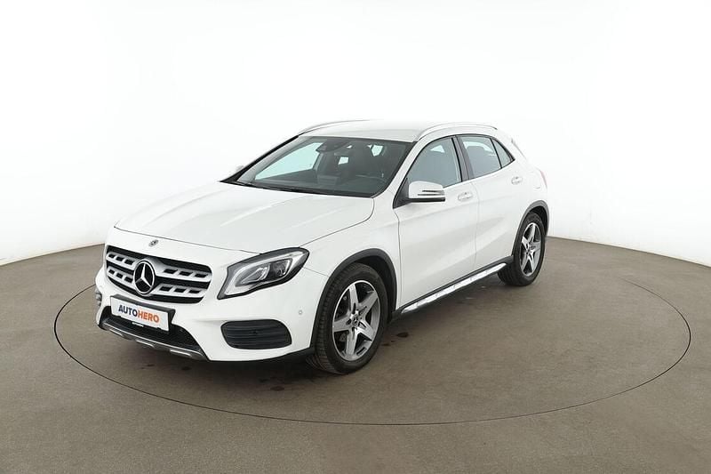 Gebraucht Mercedes GLA200 AMG line 136 PS (100 kW) 2019 SUV
