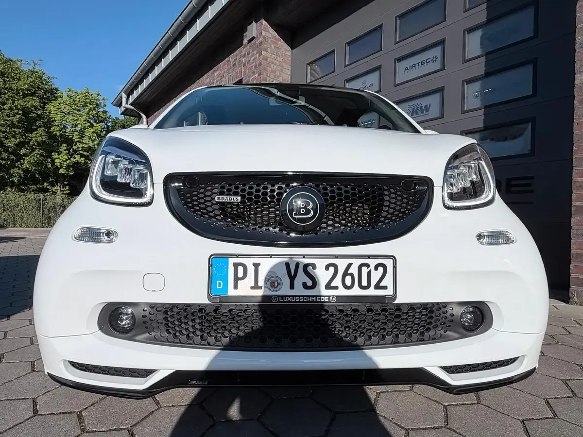 Usata Smart ForTwo Cabrio Brabus 125 CV (91 kW) 2019 Bianco Cabrio